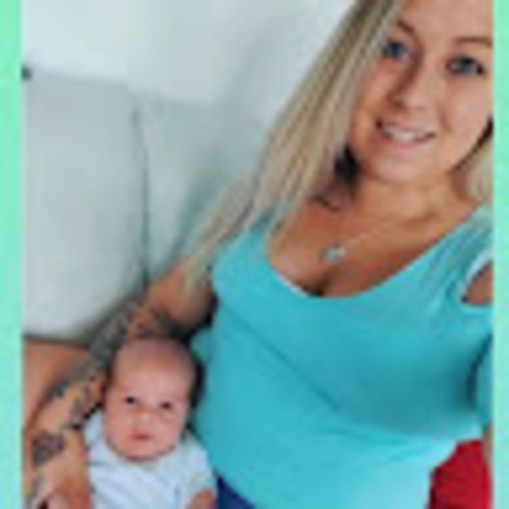 Meet your Posher, Danielle